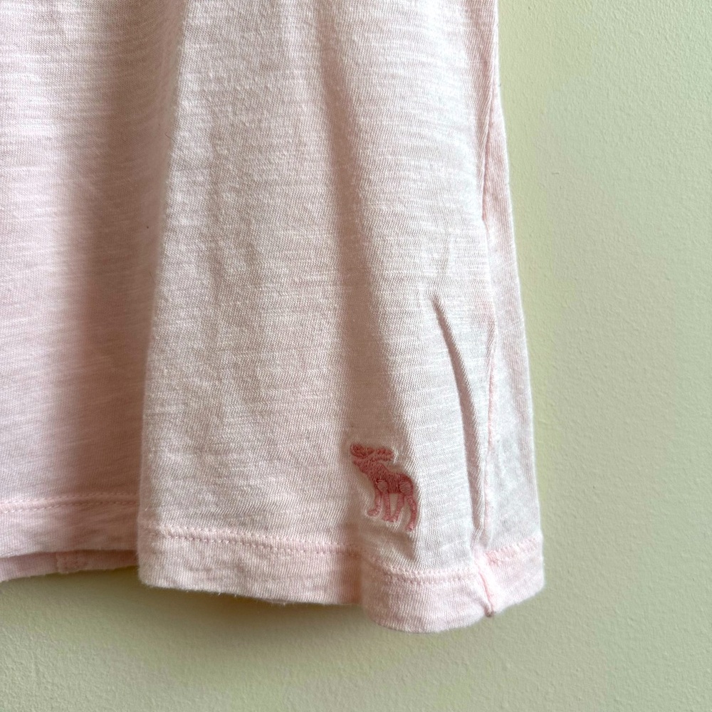 A&F Tee - Picture 3 of 5